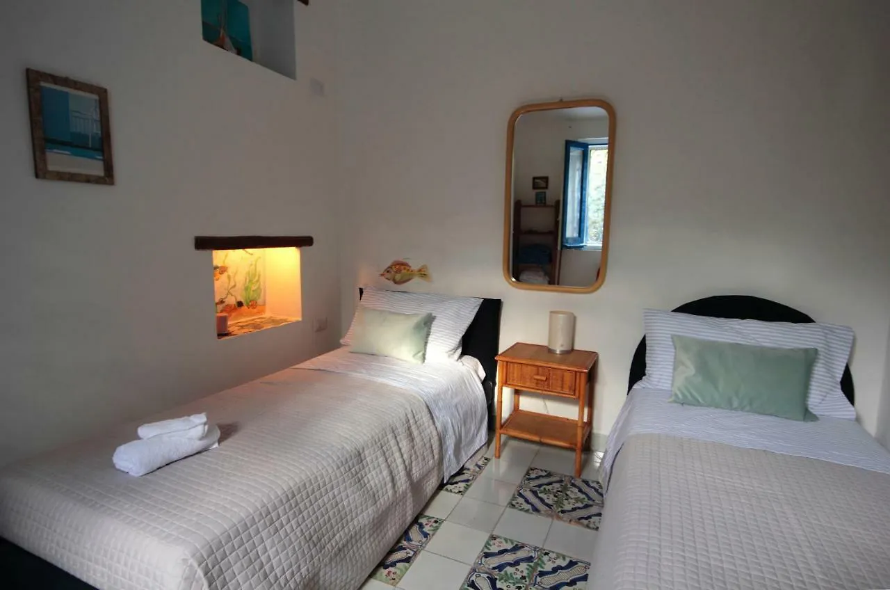 Villa Delle Terrazze Пунта-Секка Дом отдыха